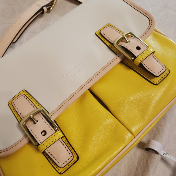 NWT Coach Smooth Leather Crossbody - Picture 6 of 8